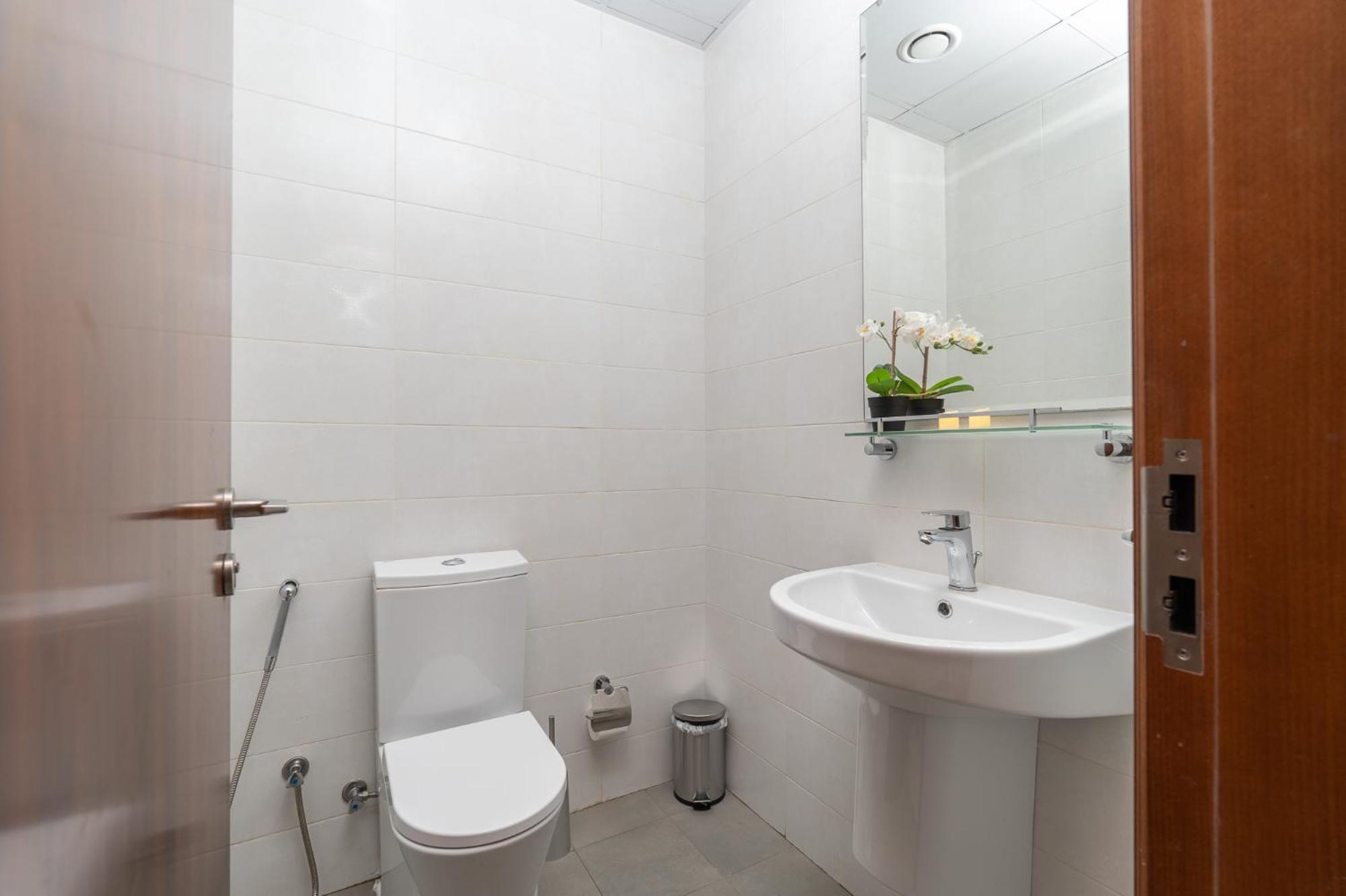 Dunya Tower Luxury And 2 Min Walk To Dubai Mall And Burj Khalifa In Heart Of Downtown Exterior photo