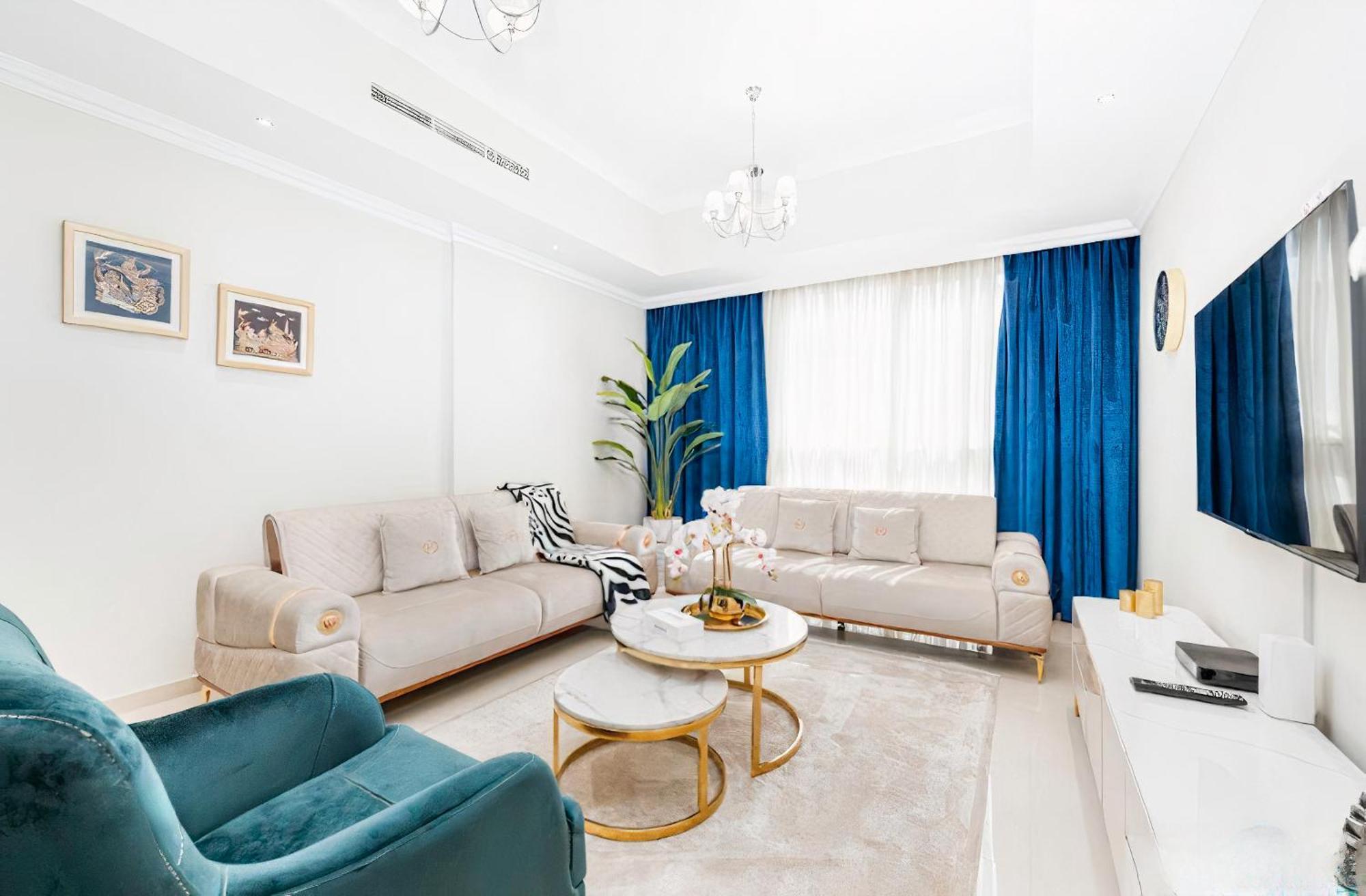 Dunya Tower Luxury And 2 Min Walk To Dubai Mall And Burj Khalifa In Heart Of Downtown Exterior photo